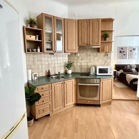 Apartment Caroline - Old Town, Ac Bratislava Esterno foto